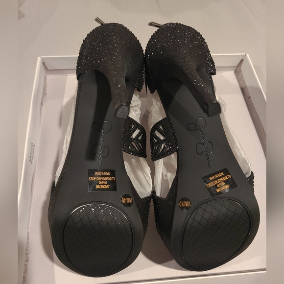 Heeled Sandal - Picture 11 of 11